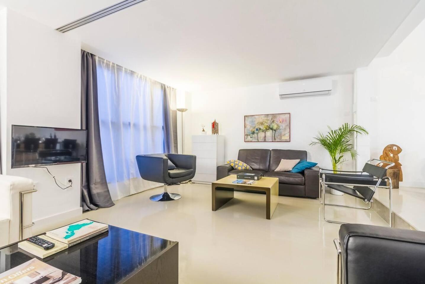 Duplex San Lorenzo セビリア 部屋 写真